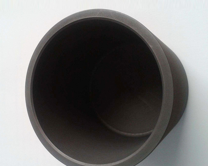 采用業(yè)馳石墨坩堝的特點分享